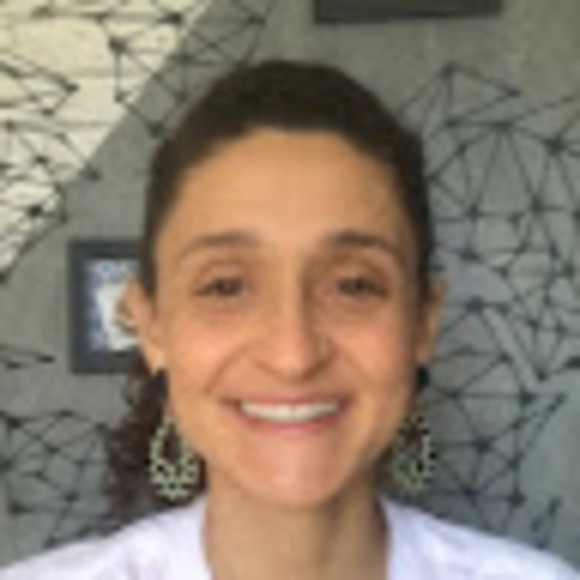 Meet your Posher, Beatriz lacerda - Picture 1 of 1